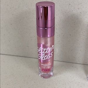 VS Pink Glitter Gloss !!!! 💄